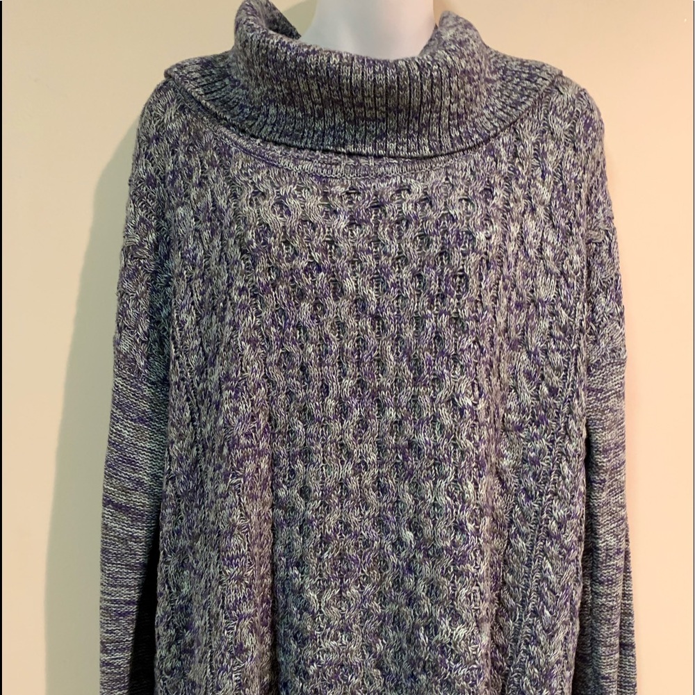 American Eagle multicolor sweater